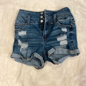 3 for $25💚 High rise denim shorts